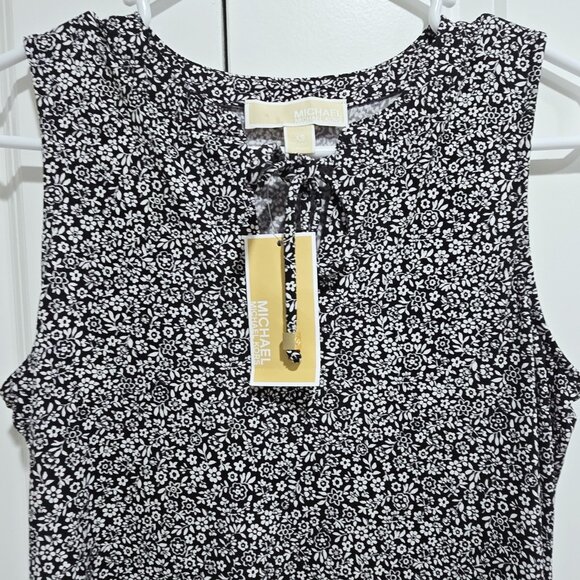 NWT MICHAEL KORS - XS -  BLACK WHITE FLORAL TIE FRONT RUFFLED HEM DRESS - Picture 2 of 5
